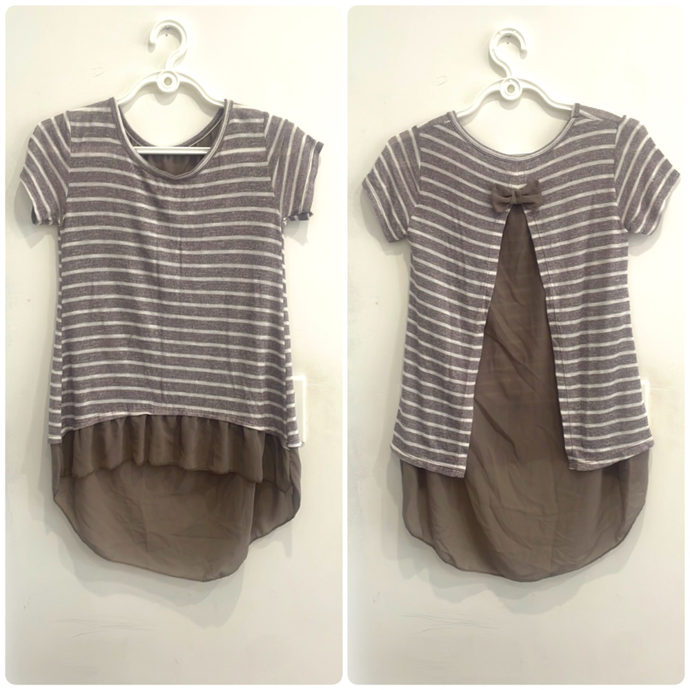 NWOT: : Elegant Short Sleeve Blouse
